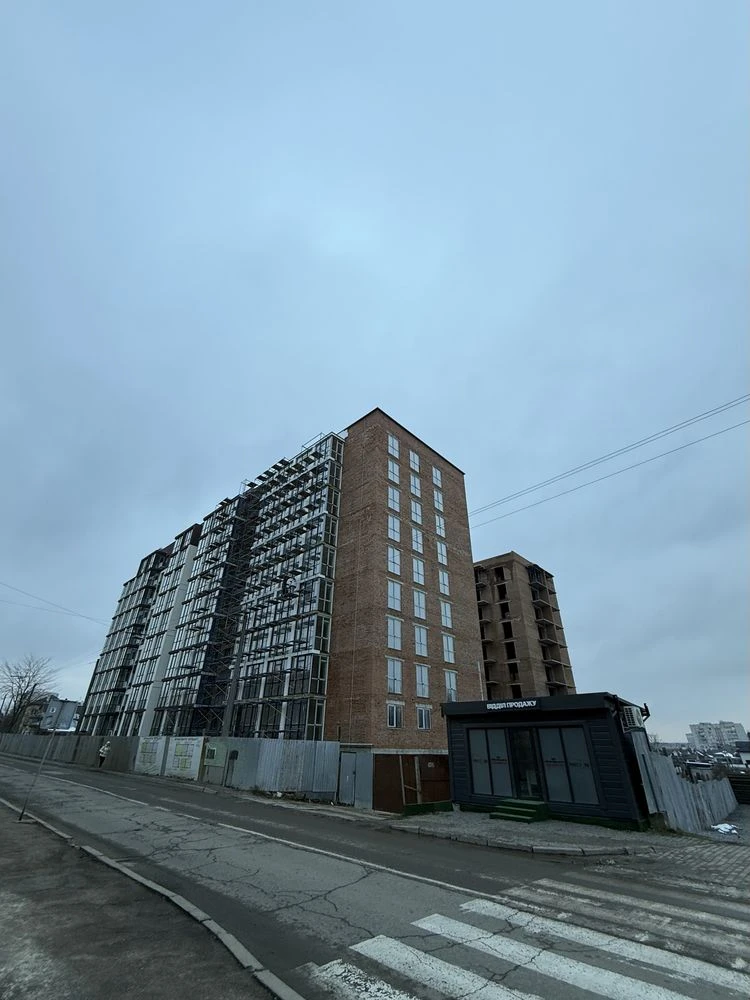 Новобудова 3-кімнатна квартира