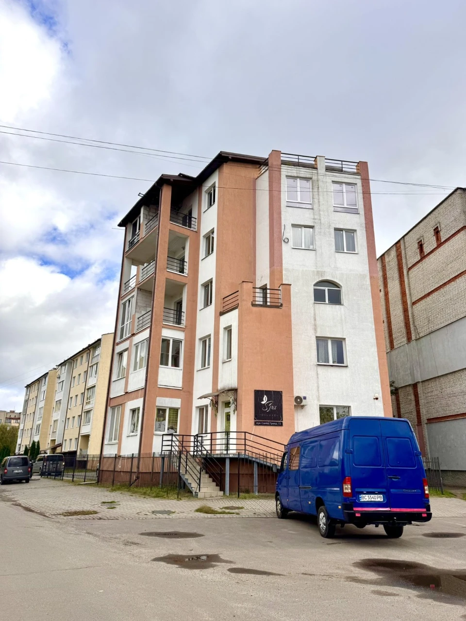 Продаж  2кімнатної квартири Жовква