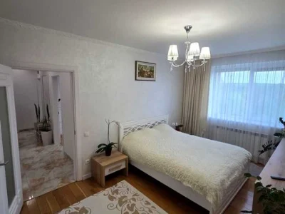 Квартира. Жовква, Львівська вул.
