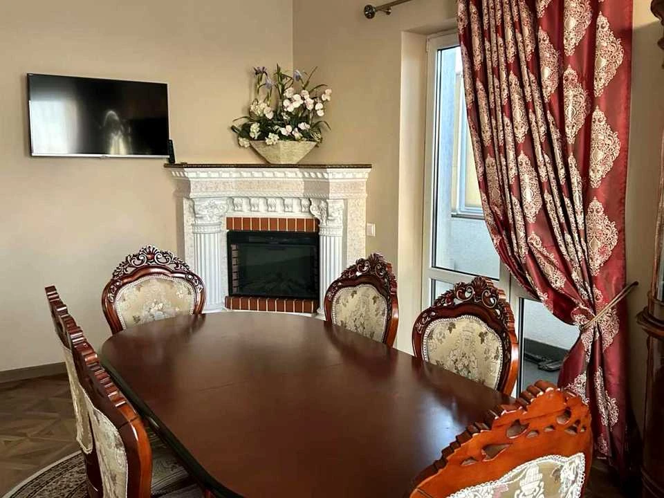 Квартира. Жовква, Святої Трійці вул.