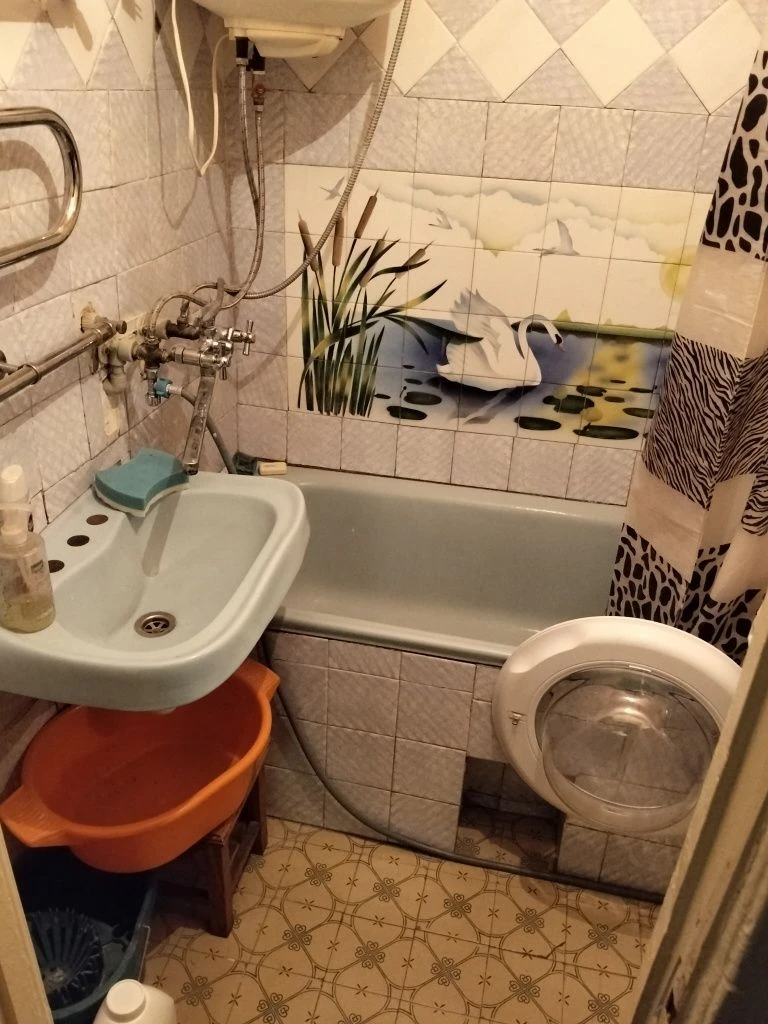 Двухкомнатная квартира, Золочев