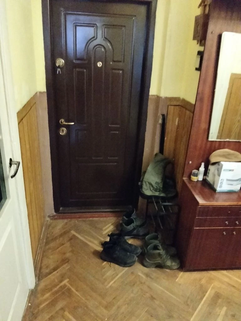 Двухкомнатная квартира, Золочев