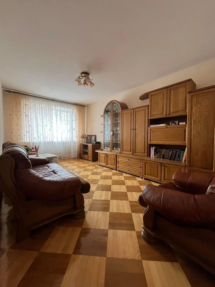 Продажа квартиры в г. Мостыска