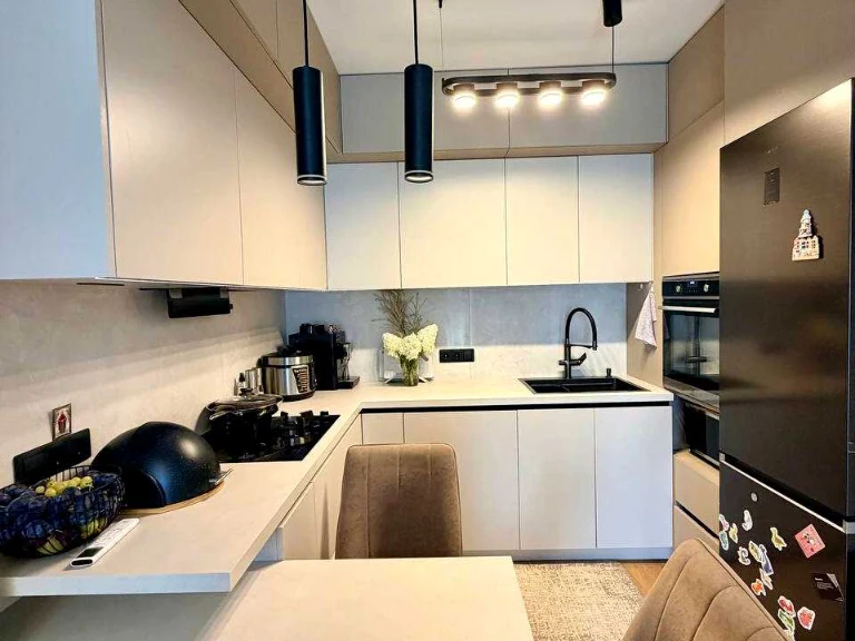 Apartment. Пустомити, Presidente Grushevskoho Street