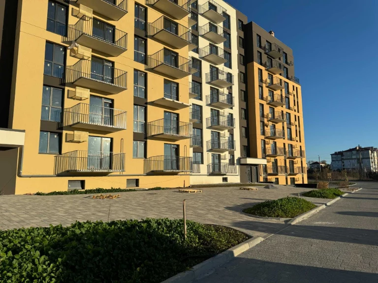 Dream Apartment‼️ 1-bedroom apartment 45 m² in Putomi (near Lviv)
