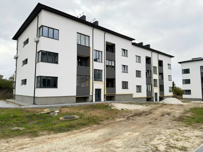 Продаж дворівневої квартири 82 м² у новобудові в Пустомитах