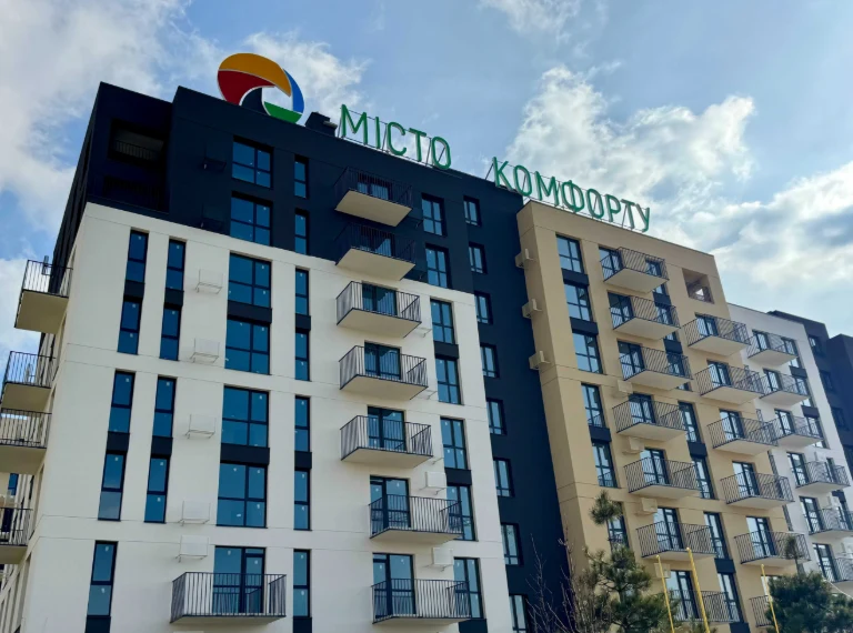 НОВА! 1-кімнатна квартира (єОселя) 36 м2 в Пустомитах (9 км від Львова)