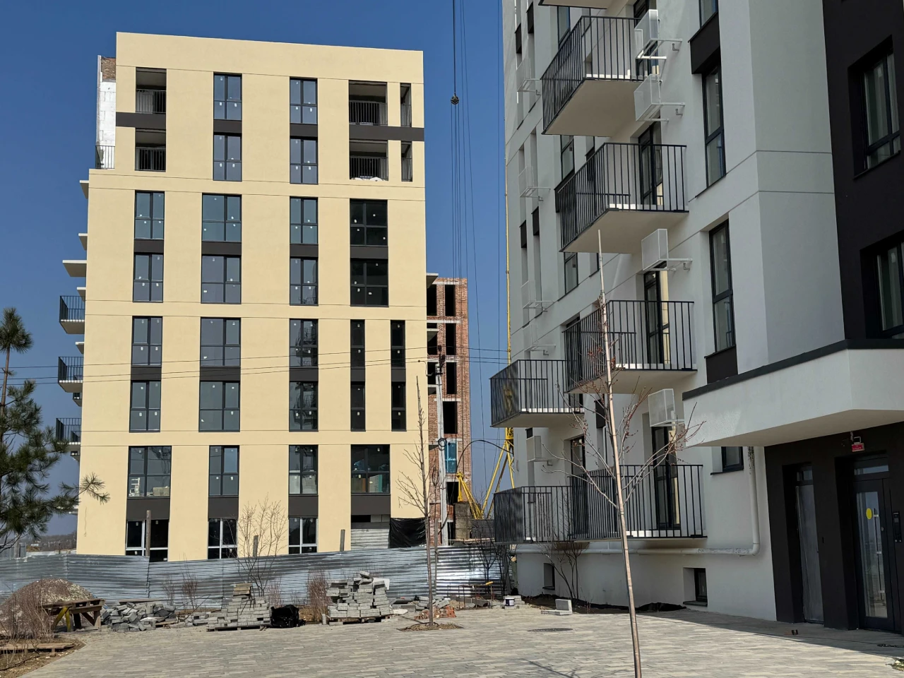 IDEAL! Sale of a 2-bedroom apartment in Pustomyty (9 km from Lviv