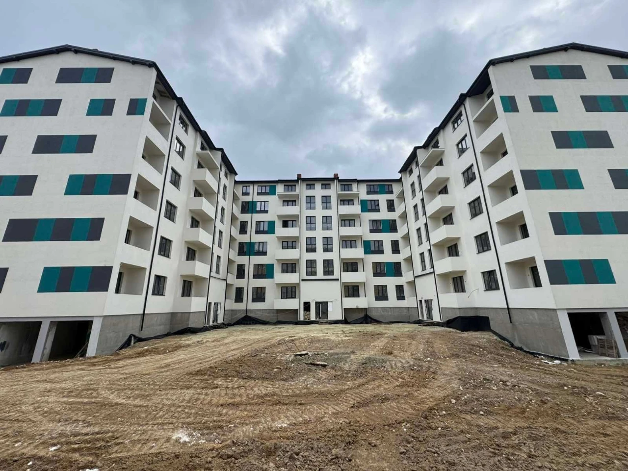 Sale of a 2-room apartment in a new building, Pustomyty