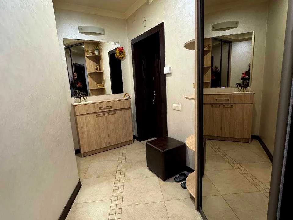 Apartment. Pustomiti, Sadova st.