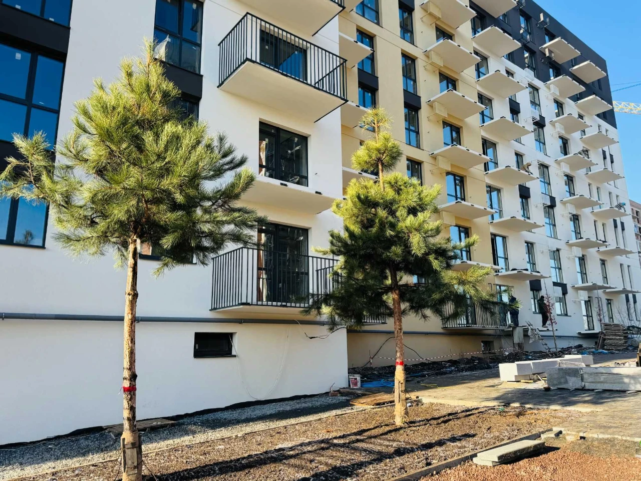 Продаж 1-кімнатної квартири 41 кв.м (єОселя) в м. Пустомити (9 км)
