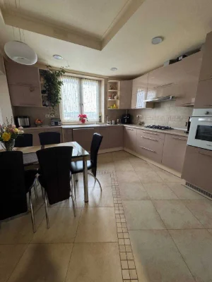 Apartment for sale, renovated, $920 per square meter