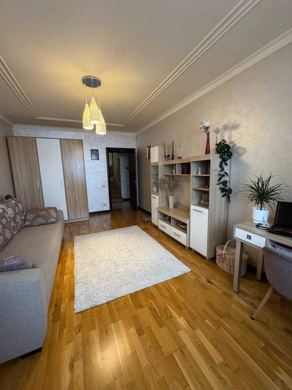 Apartment for sale, renovated, $920 per square meter