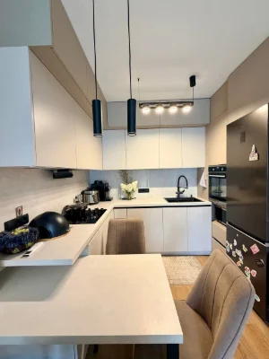 Apartment for sale, 10 minutes to Victoria Gardens, city of Pustomyt