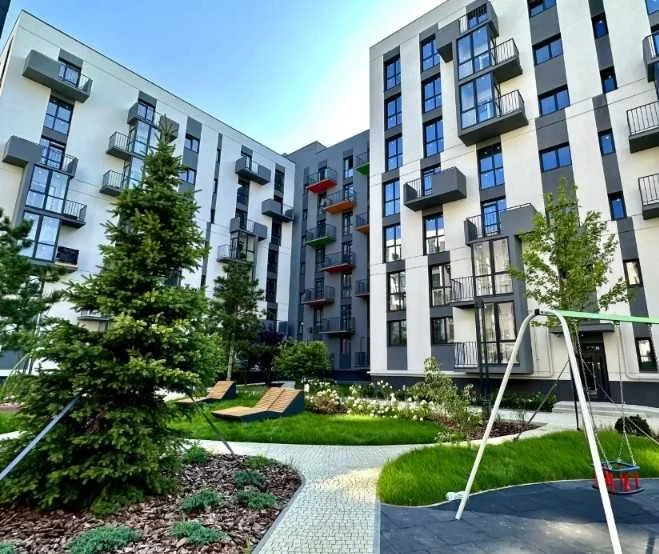Однокімнатна квартира з ремонтом в Пустомитах, ЖК "Проект Па
