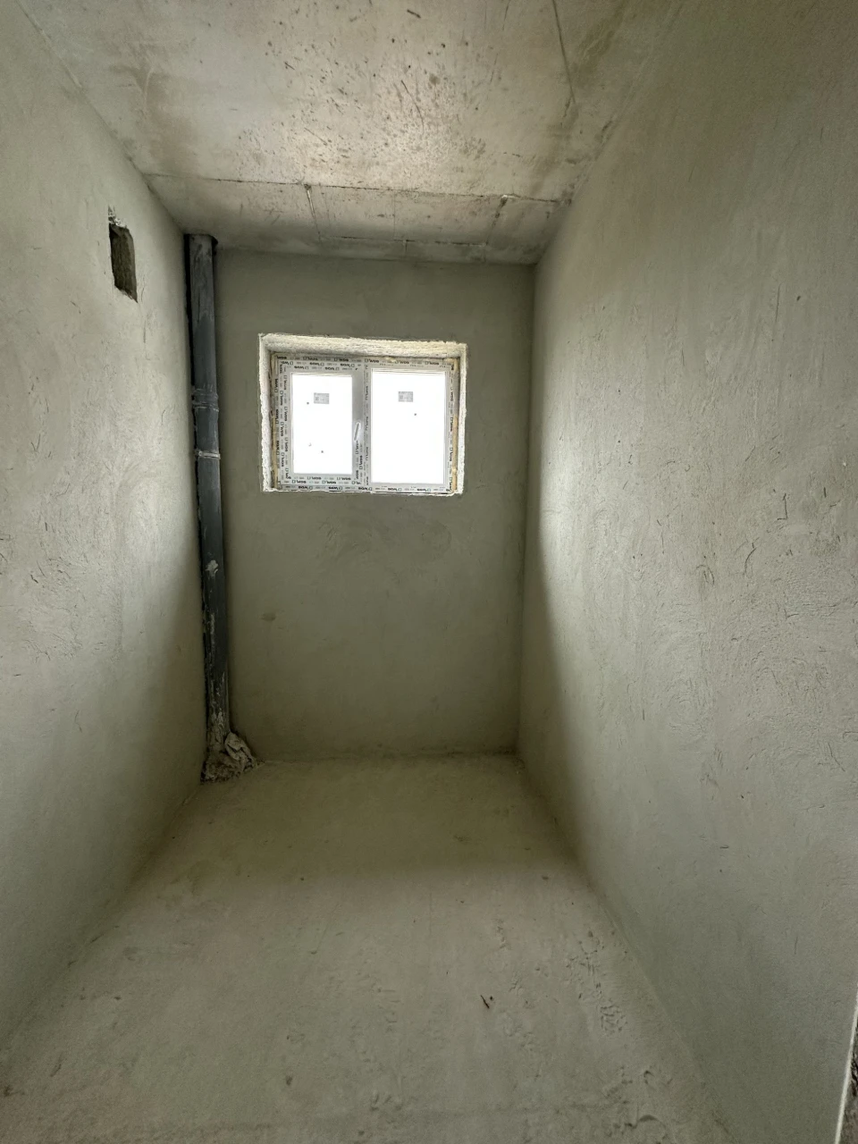 Продаж 2-кімнатної квартири 96 м.кв., вул. Відродження/Пусто