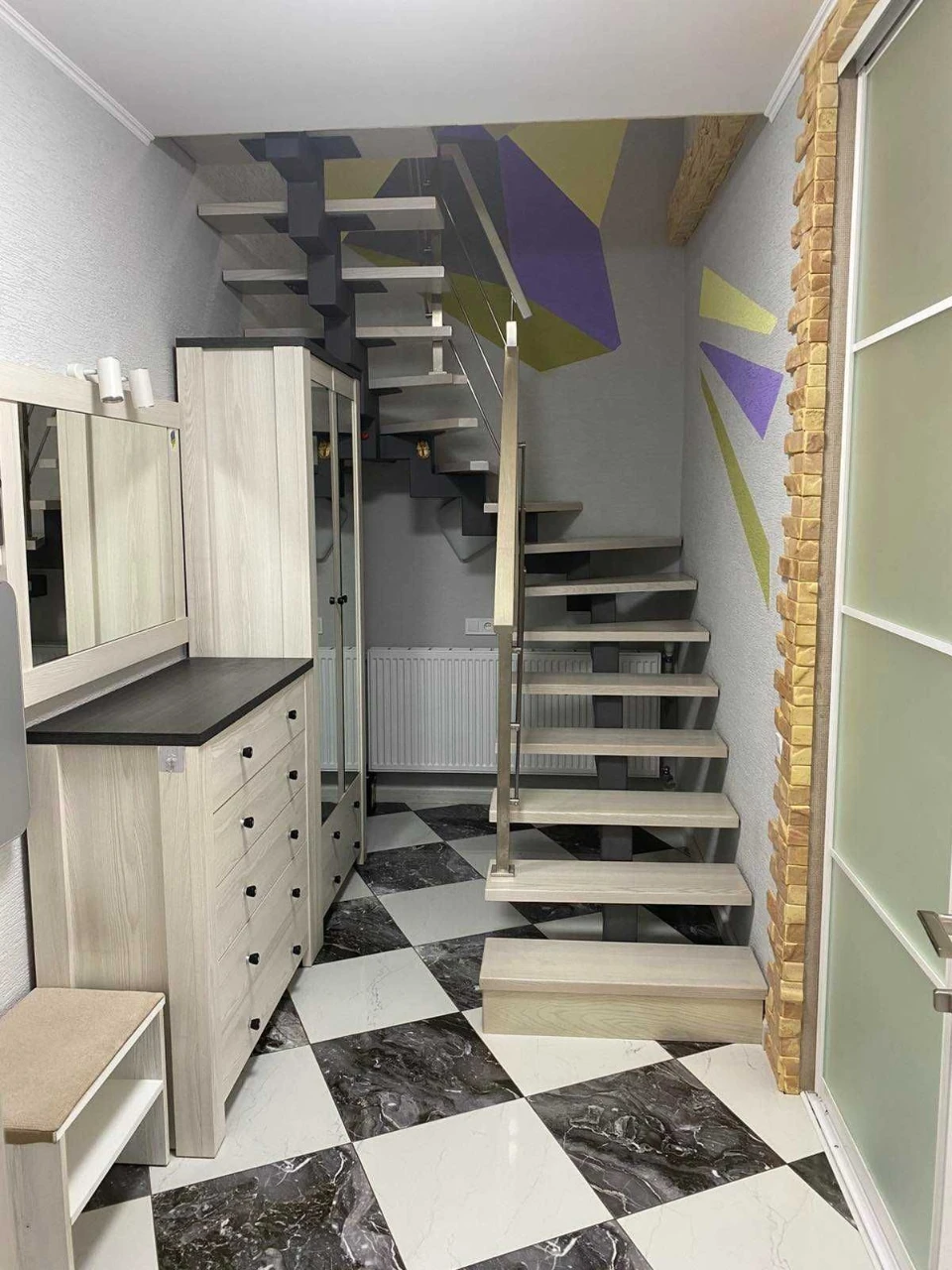 Sale of a two-level apartment
