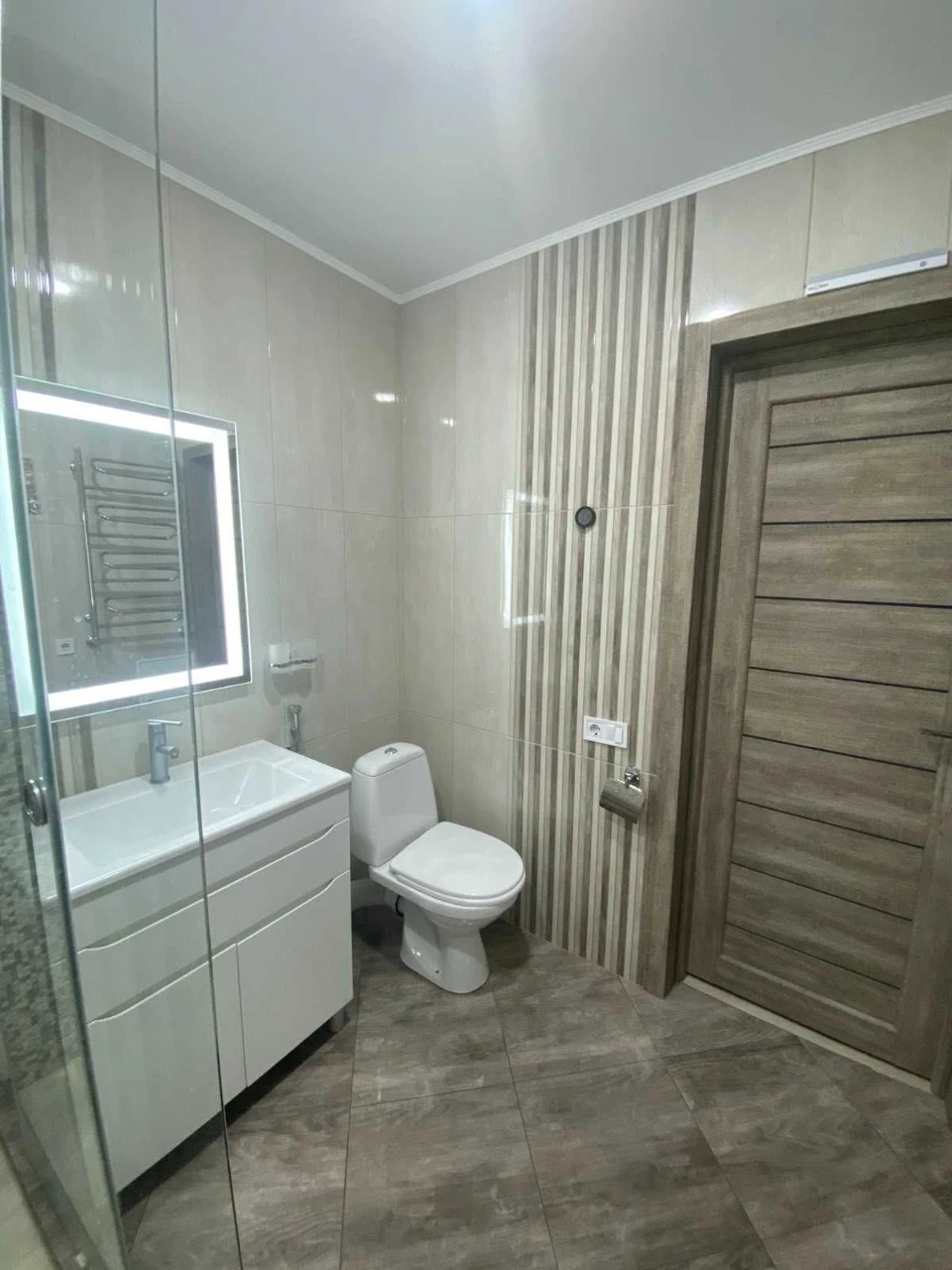 Sale of a two-level apartment