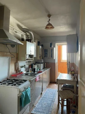 Продаж - 3-кімнатна квартира, м. Пустомити