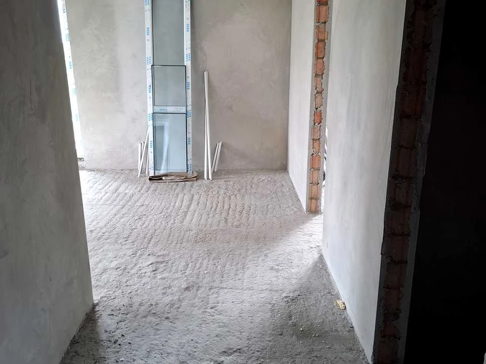Apartment. Pustomity, Sports Avenue, (Building)