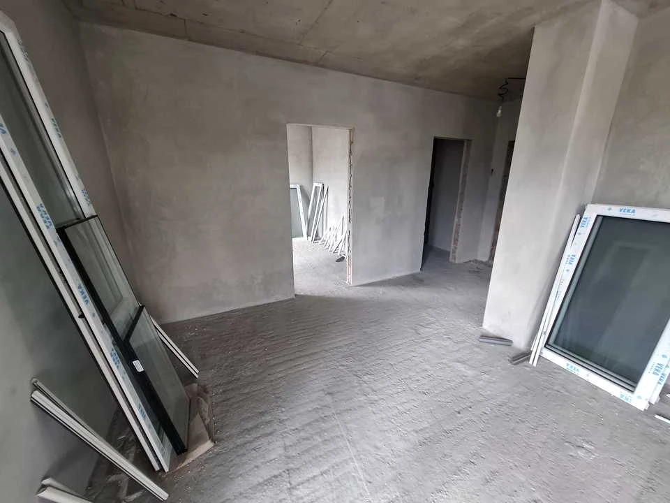 Apartment. Pustomity, Sports Avenue, (Building)