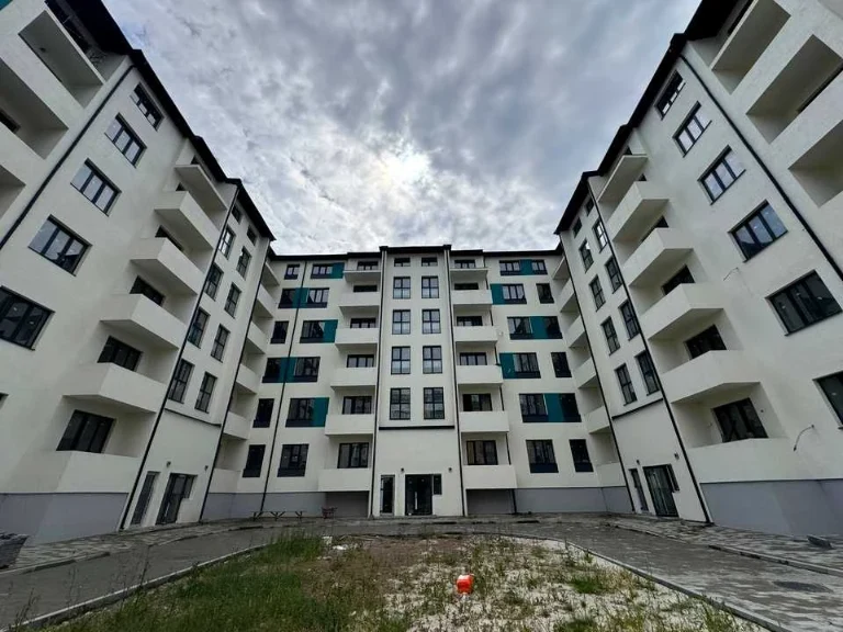 Apartment. Pustomyty, Dyachenko