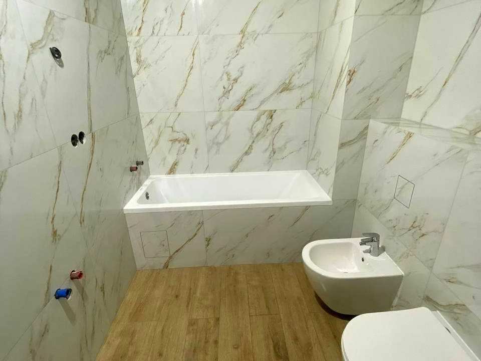 Apartment. Pustomyty, Dyachenko