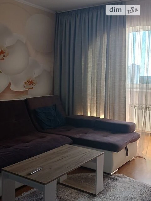 Sale of 3-room apartment 79.1 sq. m. on Alma-Atynska St. 39, apt.
