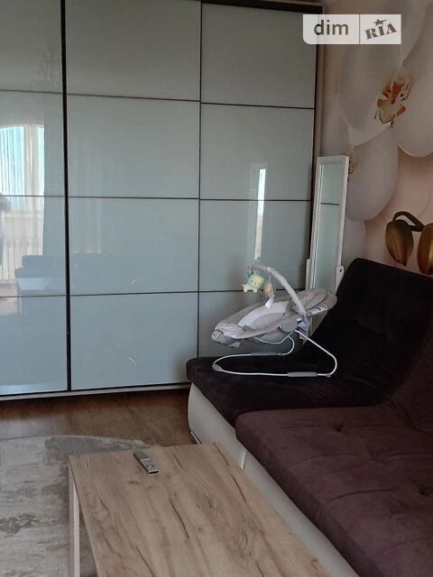 Sale of 3-room apartment 79.1 sq. m. on Alma-Atynska St. 39, apt.