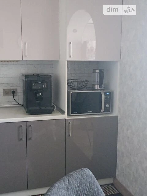 Sale of 3-room apartment 79.1 sq. m. on Alma-Atynska St. 39, apt.