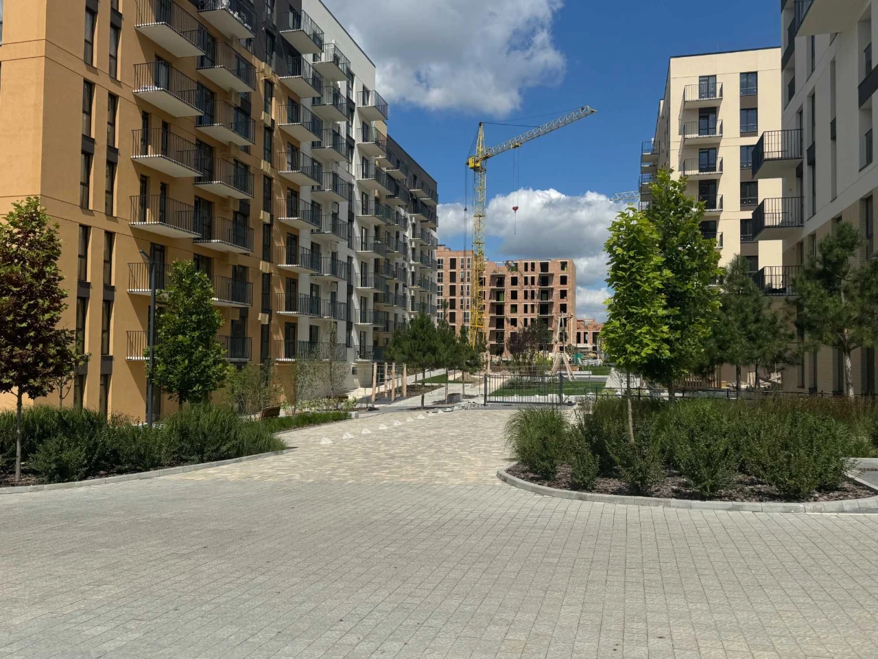 Аренда! Продаж 1-кімнатної квартири 37 м2 в м.Пустомити(під єО