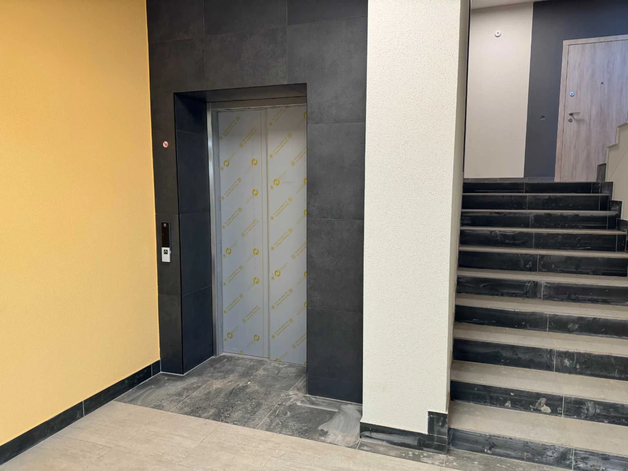Продається 1-кімнатна квартира 41 м² в ЖК "Садова Алея", Пустомити (Львів)