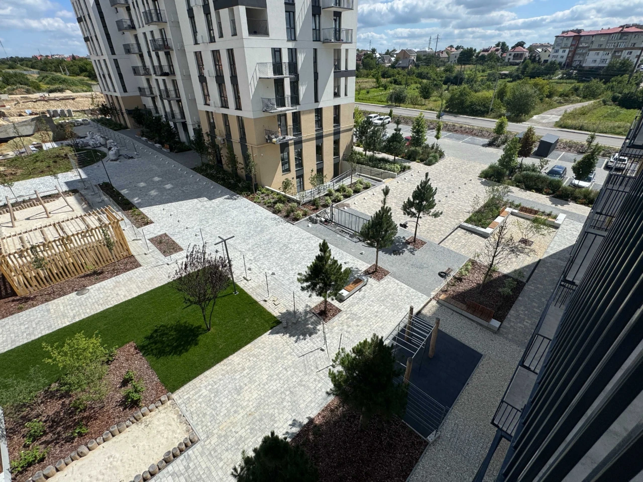 Продається 1-кімнатна квартира 52 м2 м. Пустомити (9км.від Л