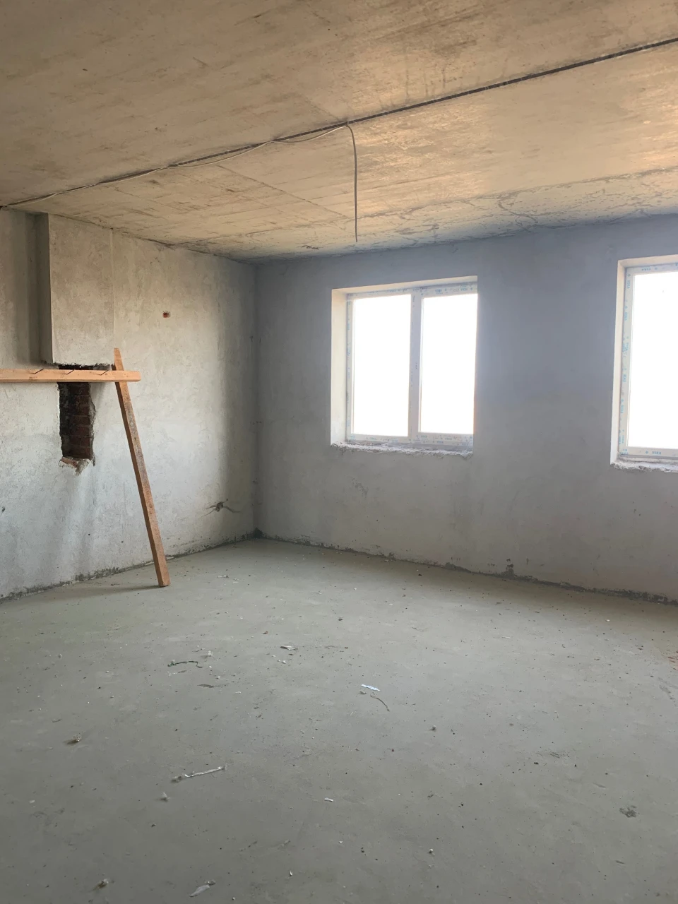 750 $ per square meter. No commission.