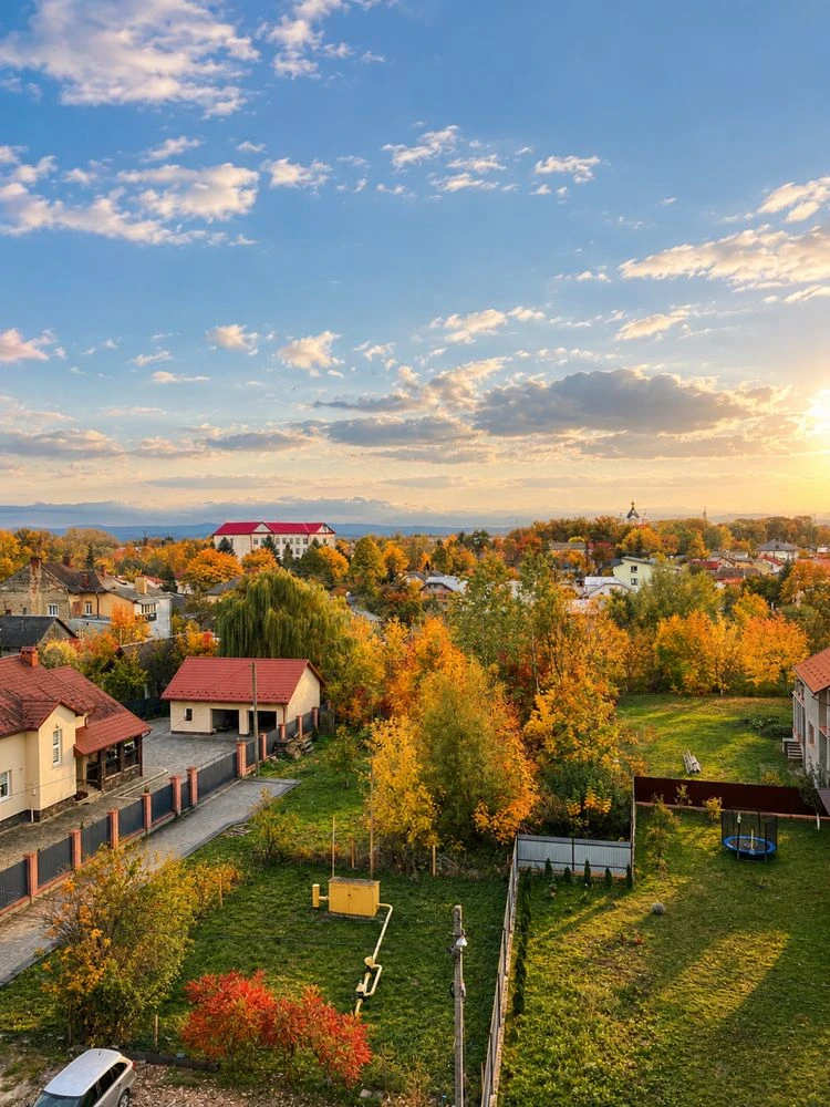 Продається дворівнева квартира