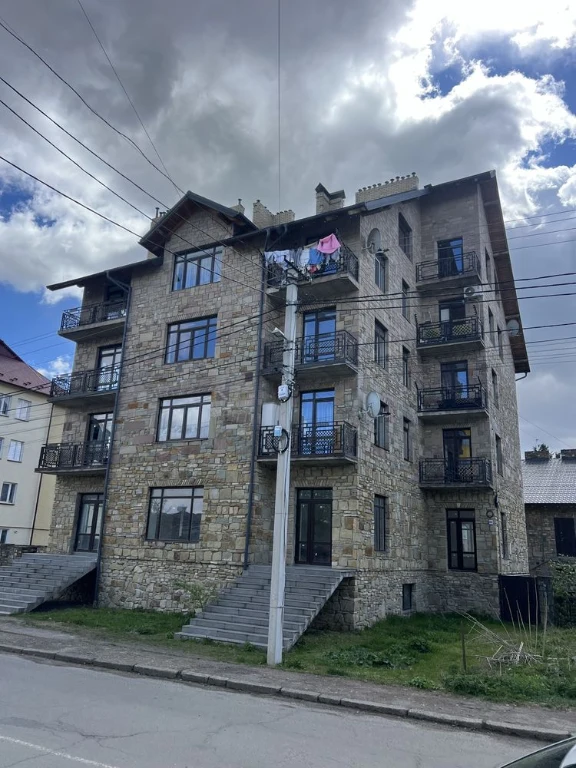 Продається квартира + гараж