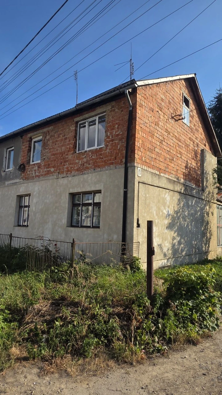 Продається квартира біля центру Самбора
