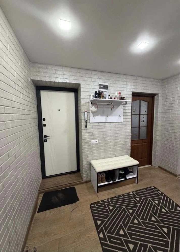 Sale of a 3-room apartment in Sokol city, on Skov Street