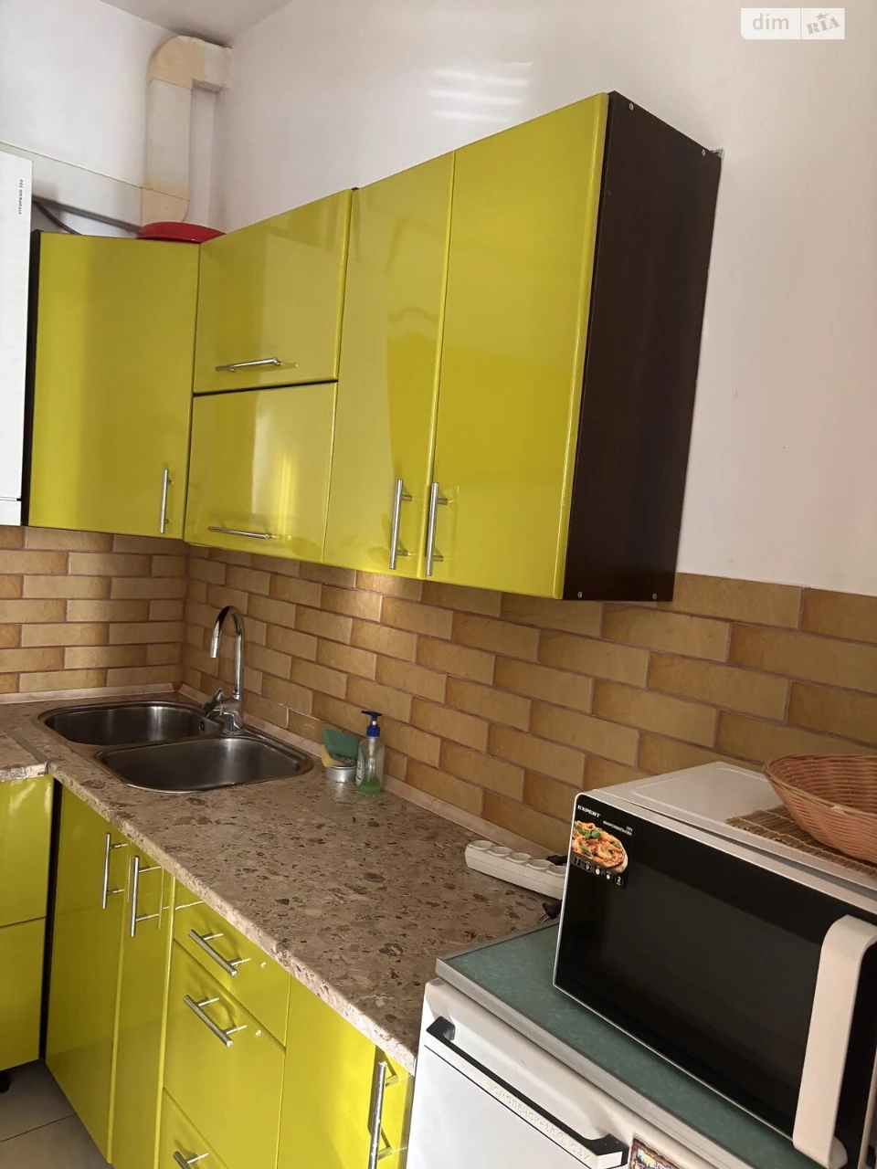 Apartment for Sale: Lane Upper