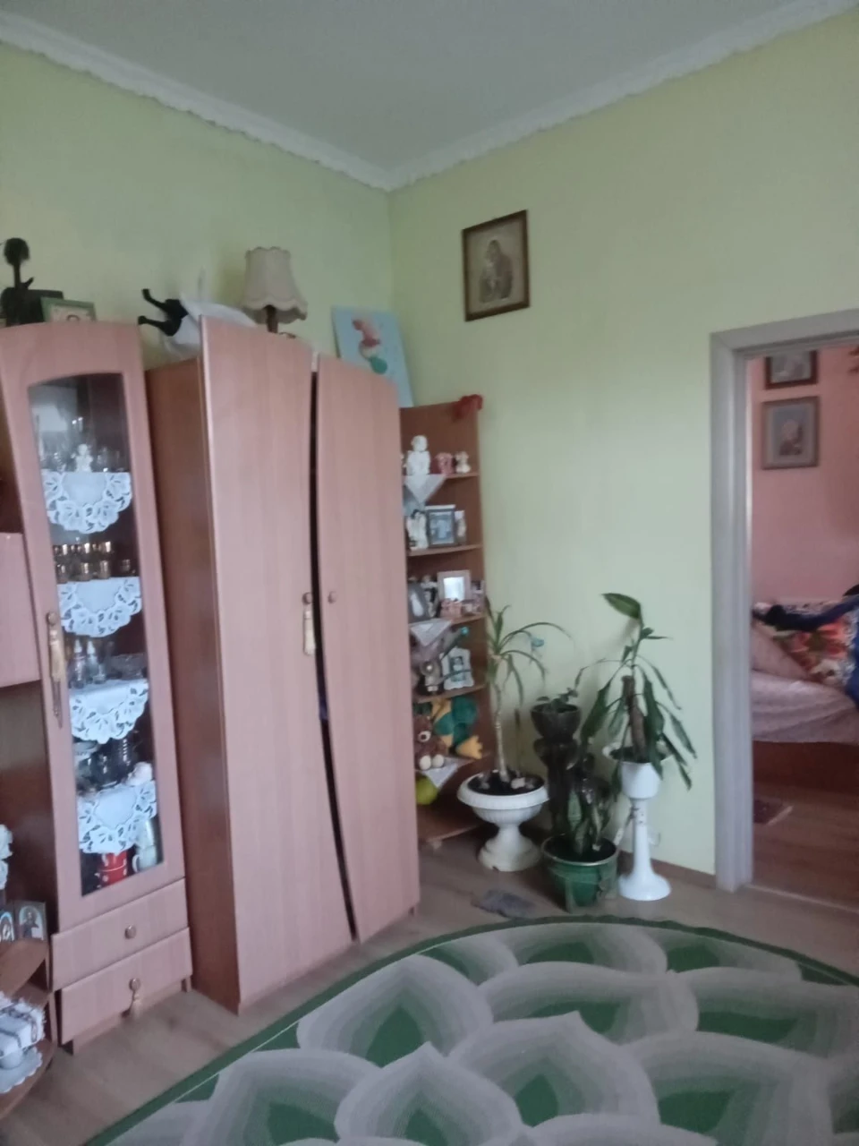 Продам двох кімнатну квартиру