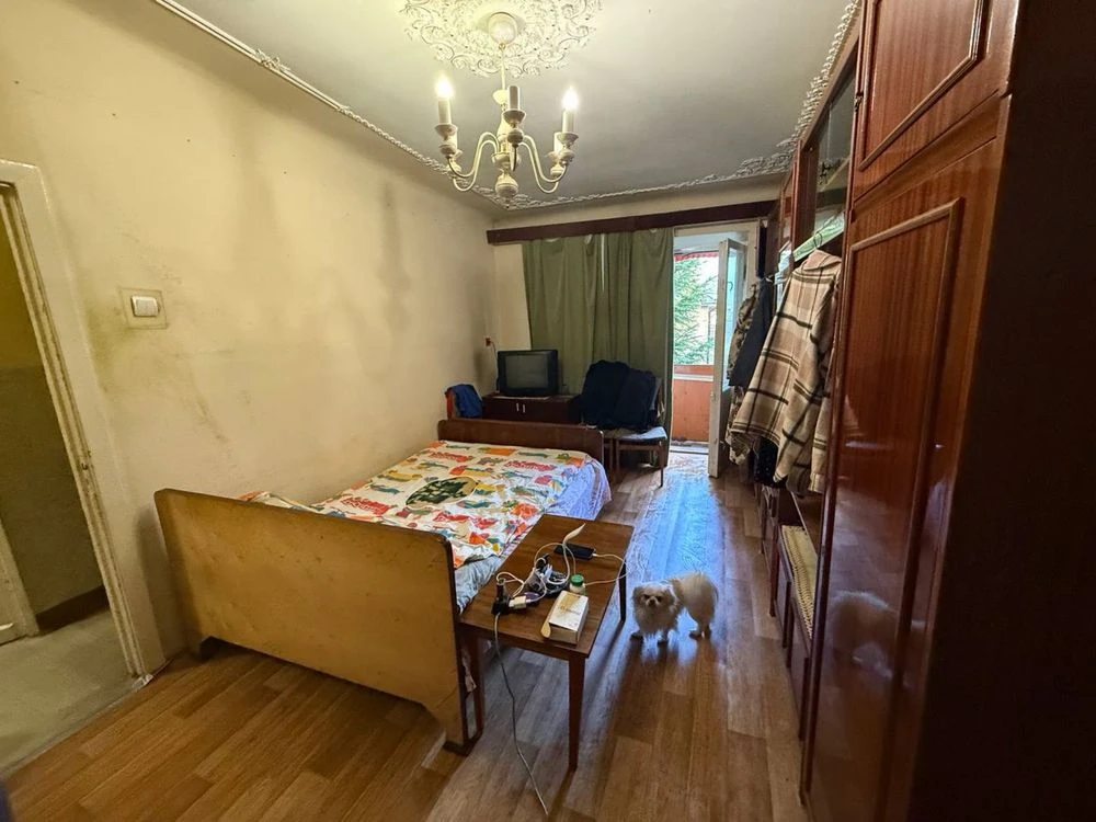 Продаж 2-кімнатної квартири по вулиці Залізняка