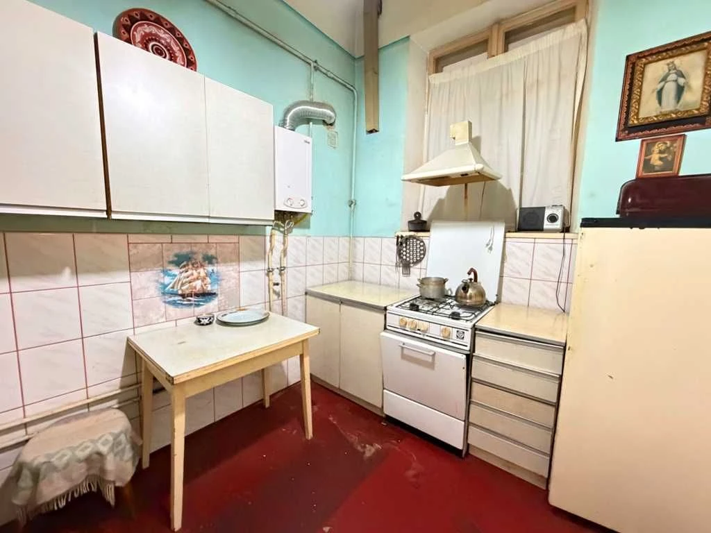 Продаж 3 кімнатної квартири у центрі міста Стрия