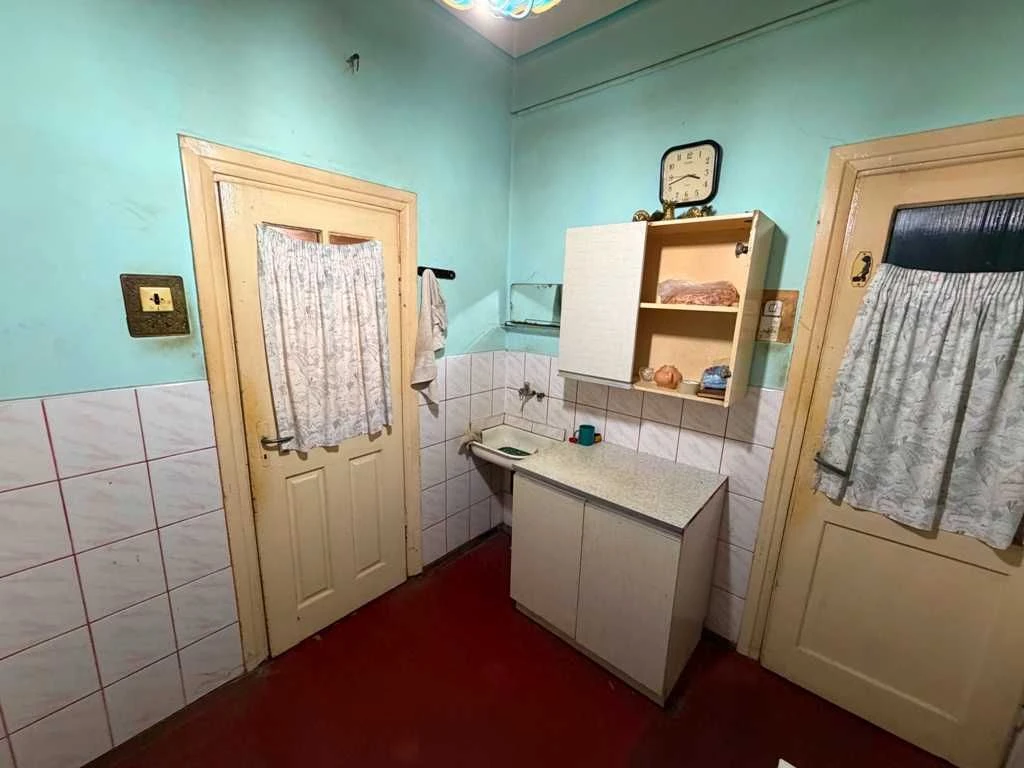 Продаж 3 кімнатної квартири у центрі міста Стрия