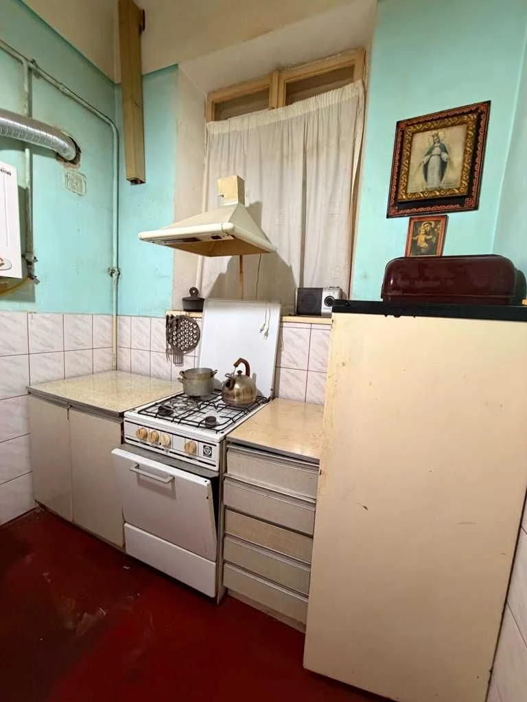 Продаж 3 кімнатної квартири у центрі міста Стрия