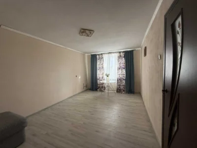 ПРОДАЖ 1-кімнатної квартири в Стрию