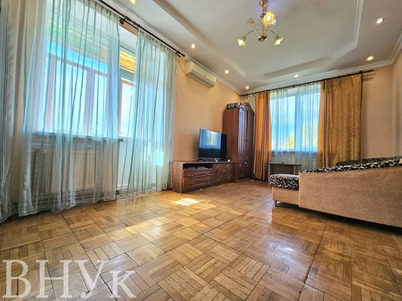 Продаю 3 к квартиру у м Стрий