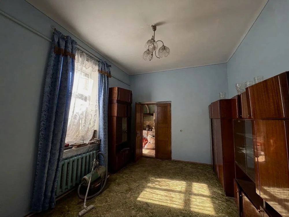 Продам квартиру в місті Стрий в центрі міста індивідуальне о