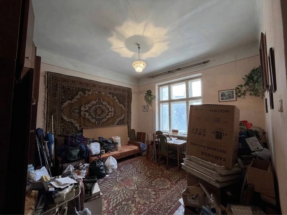 Продам квартиру в місті Стрий в центрі міста індивідуальне о