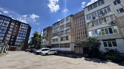 Продаж 2-кімнатної квартири в центрі