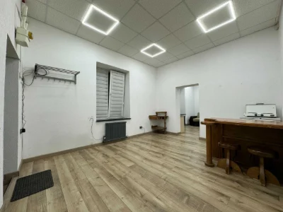 Продаж Квартири в центрі міста. Майдан ринок.
